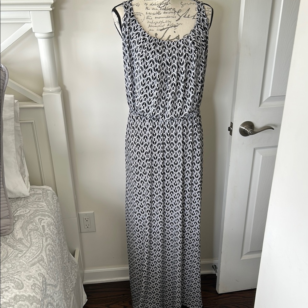 Lane Bryant Black and White Sleeveless Maxi Sundress